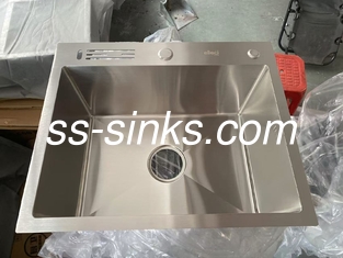 K-20000 1 musluk deliği ve 21cm derinliğinde kase ile üst katlı mutfak lavabosu