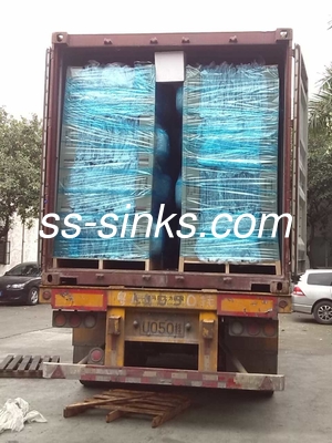 Trafik bölgelerinde uzun süre dayanıklılık için 18 kalibreli paslanmaz çelik çifte kase lavabo, ses kesici ve drener