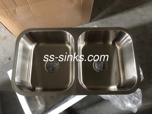Büyük ve Küçük Kasa Lavabo Alt Montajı Paslanmaz Çelik Mutfak Lavabo Montaj Donanımı İçerildiği