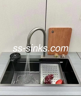 18/10 Nikel Çelik Malzeme ve İdreme Sistemi Çözümü ile Paslanmaz Çelik Tek Kuyu Lavabo
