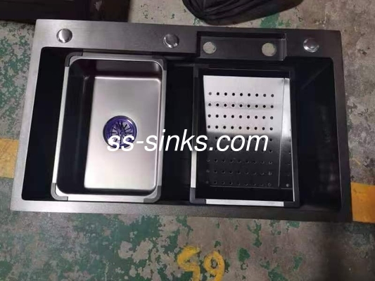 18/10 Nikel Çelik Malzeme ve İdreme Sistemi Çözümü ile Paslanmaz Çelik Tek Kuyu Lavabo