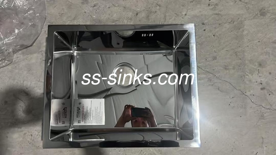 18/10 Nikel Çelik Malzemesi Paslanmaz Çelik Tek Kasa Lavabo Mutfağınıza mükemmel bir ek olarak